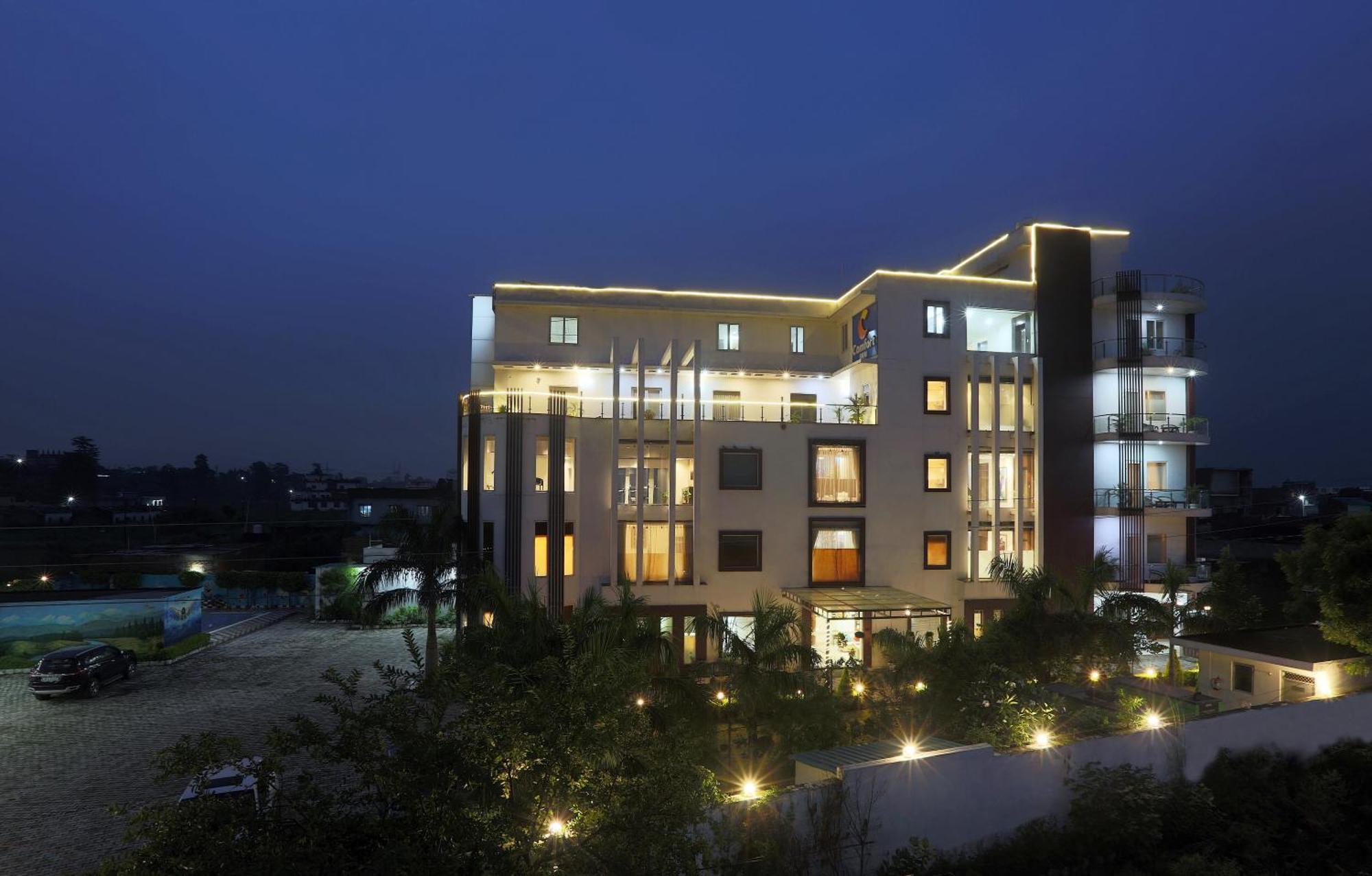 Comfort Inn Rishikesh Exterior photo
