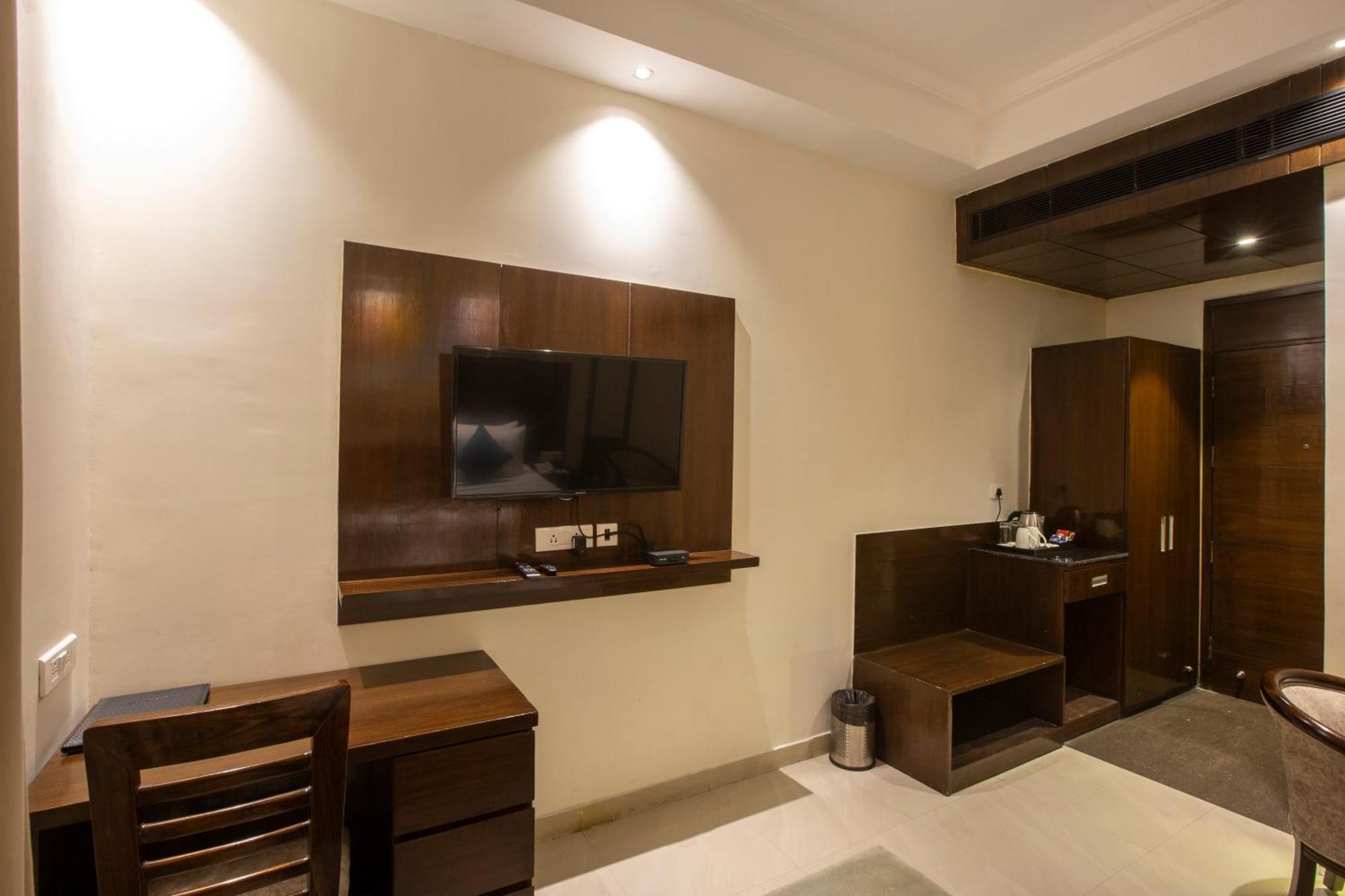 Comfort Inn Rishikesh Exterior photo